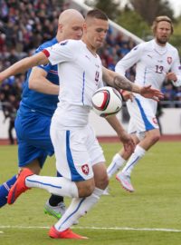 Pavel Kadeřábek v dresu reprezentace při utkání na Islandu