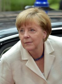 Německá kancléřka Angela Merkelová přijíždí na jednání lídrů zemí eurozóny, které se koná v Bruselu