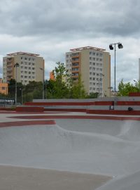 Skatepark, koleběžky si lze půjčit