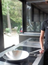 Claudia Ederová, kuchařka týmu  Bora - Argon18 na Tour de France