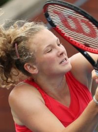 Kateřina Siniaková v prvním kole US Open nestačila na Polku Radwaňskou, bránit se musela i chladnému vzduchu z klimatizace