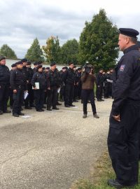 Společné cvičení policie a armády na jihočeském hraničním přechodu Dolní Dvořiště