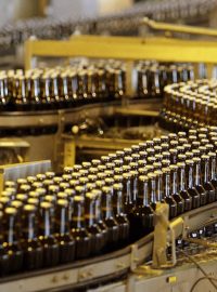 Světová jednička v pivovarnictví Anheuser-Busch chce koupit svého rivala SABMiller