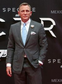 Herec Daniel Craig, představitel agenta 007 Jamese Bonda, na premiéře filmu Spectre v Mexico City