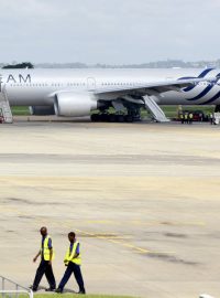 Letadlo Air France na trase z Mauricia do Paříže kvůli údajné bombě na palubě nouzově přistálo v keňské Mombase