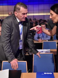 Bohuslav Svoboda a Alexandra Udženija na kongresu ODS