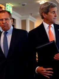 Ministři zahraničí Spojených států a Ruska John Kerry a Sergej Lavrov jednali především o Sýrii
