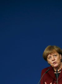 Spolková kancléřka Angela Merkelová potvrdila, že na evropském řešení migrační krize trvá (archivní foto)
