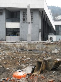 Obelisk od Pavla Opočenského musel ustoupit přestavbě kolonády