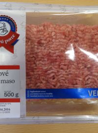 Mleté maso, v němž SZPI objevila bakterie salmonely