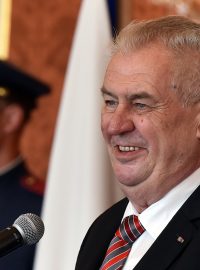 Prezident Zeman jmenoval Jiřího Rusnoka guvernérem ČNB