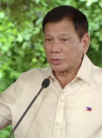 Úřadu filipínského prezidenta se ujal Rodrigo Duterte.