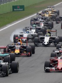 Start Velké ceny Itálie F1 2016