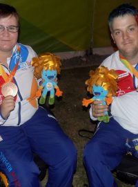 Paralympijští lukostřelci Šárka Musilová a David Drahonínský