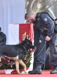 Národní svatováclavská pouť se koná ve Staré Boleslavi. Akci hlídají stovky policistů