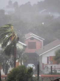 Hurikán Matthew zasáhl i Daytona Beach na Floridě
