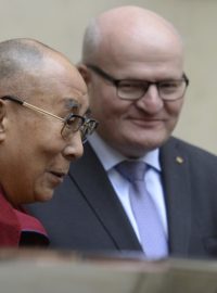 Ministr kultury Daniel Herman se v pondělí sešel s dalajlamou
