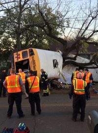 Nehoda školního autobusu