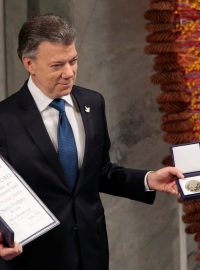 Juan Manuel Santos s Nobelovou cenou za mír