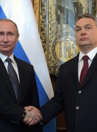 Ruský prezident Vladimir Putin se v Maďarsku setkal s tamním premiérem Viktorem Orbánem