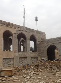 Dynamitem zdemolovaná mešita (ilustrační foto)
