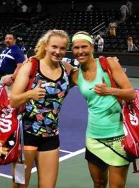 Kateřina Siniaková a Lucie Hradecká postoupily v Indian Wells do finále
