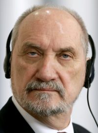 Polský ministr obrany Antoni Macierewicz