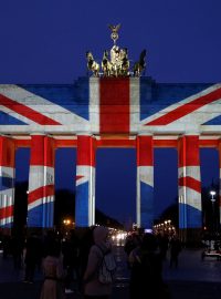 Po březnovém útoku v Londýně se Braniborská brána rozsvítila v britských barvách