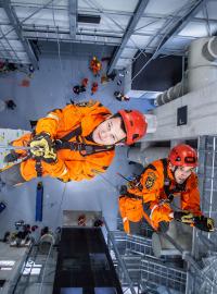 Ve Velkém Poříčí na Náchodsku byl otevřen lezecký polygon hasičů pro výcvik zásahů ve výškách a nad volnou hloubkou
