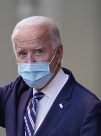 Zvolený prezident Spojených států Joe Biden se v úřadě bude muset potýkat s koronavirovou pandemií.
