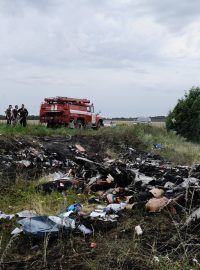 Civilní letadlo společnosti Malaysia Airlines havarovalo v červenci 2014 nad Ukrajinou, let MH 17 nikdo nepřežil
