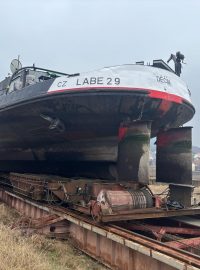 V děčínské loděnici začne likvidace první z lodí Československé plavby labské, která v dubnu končí
