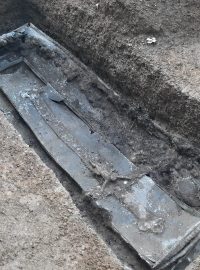 Jeden z hrobů nalezených v parku v Budyšínské ulici v Liberci