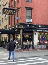 Pete´s Tavern se hrdě hlásí k tomu, že je nejdéle nepřetržitě fungující hospodou v New Yorku