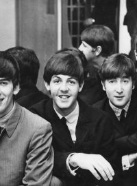 Kapela The Beatles, zleva George Harrison, Paul McCartney, John Lennon a Ringo Starr