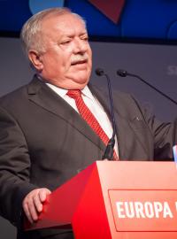 Prezident Zeman vyznamená u příležitosti 28. října vídeňského starostu Michaela Häupla. Dostane Řád bílého lva.