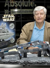 Zemřel první představitel Darth Vadera, herec Dave Prowse