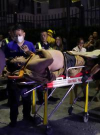 Ve filipínské Manile zemřelo nejméně 34 lidí.