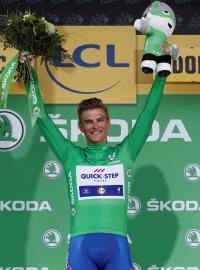 Marcel Kittel vyhrál už svou 13. etapu na Tour, navíc veze zelený trikot.