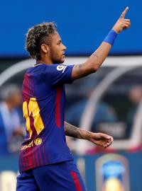 Neymar posílil spekulace o odchodu z Barcelony.