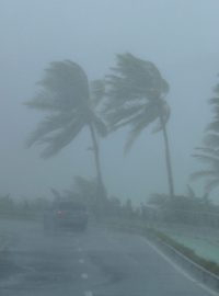 Hurikán Irma se blíží k Portoriku.