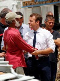 Za Francii odcestoval do oblasti prezident Emmanuel Macron, který navštívil francouzské ostrovy. Jedním z nejhůře postižených je Svatý Martin, který je rozdělený mezi Francii a Nizozemsko