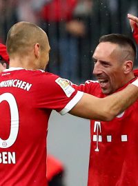 Arjen Robben (vlevo) a Franck Ribéry v roce 2017