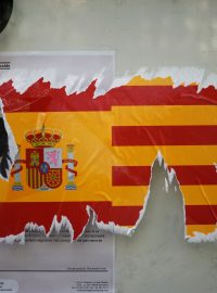 Strhaná španělská vlajka v Barceloně