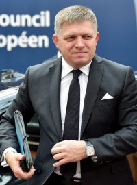 Déjà vu? Ano, Robert Fico při příjezdu na jednání Evropské rady v roce 2017. Obrázek, který se může co nevidět opakovat