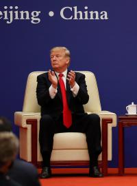 Donald Trump na setkání se Si Ťin-pchingem v Pekingu