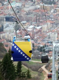 Lanovka v Sarajevu obnovila provoz