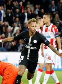 Neymar slaví další trefu proti bělehradskému celku