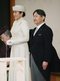 Nastupující císař Naruhito se svojí ženou Masako.