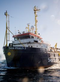 Loď Sea-Watch 3 v prosinci